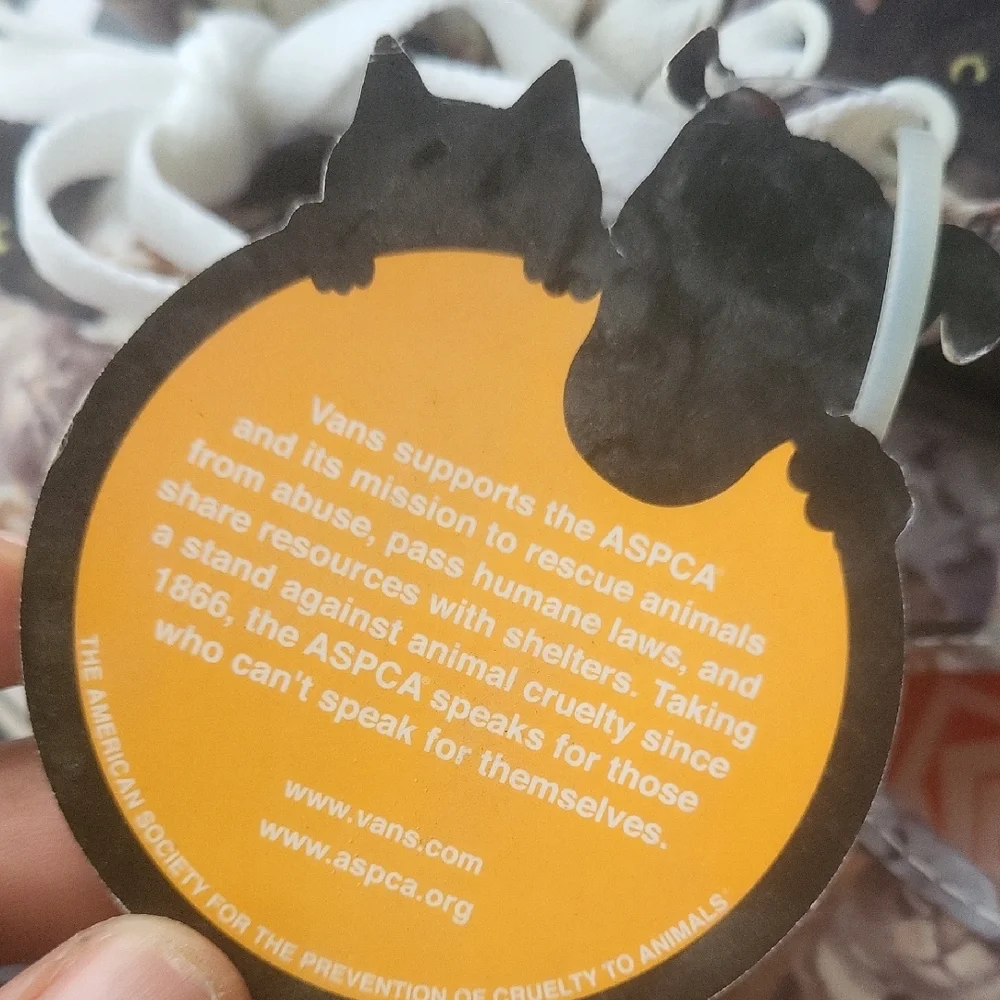 Vans Kids Sneakers with Cat Print - Picture 3 of 5